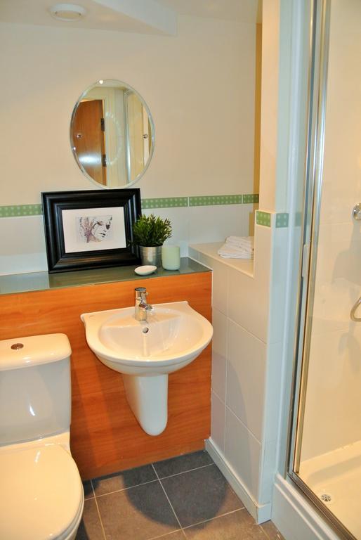 Oyo Approved Serviced Apartments Steam Mill Честер Экстерьер фото