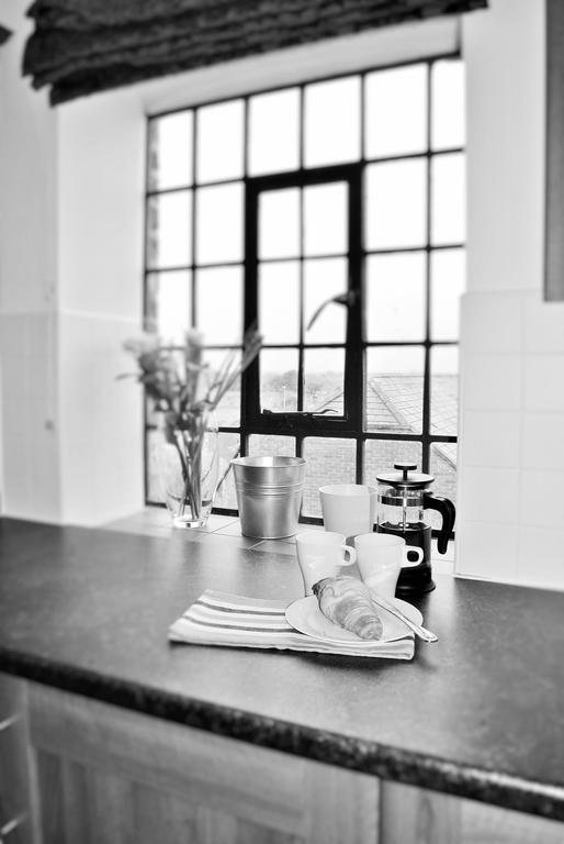 Oyo Approved Serviced Apartments Steam Mill Честер Экстерьер фото